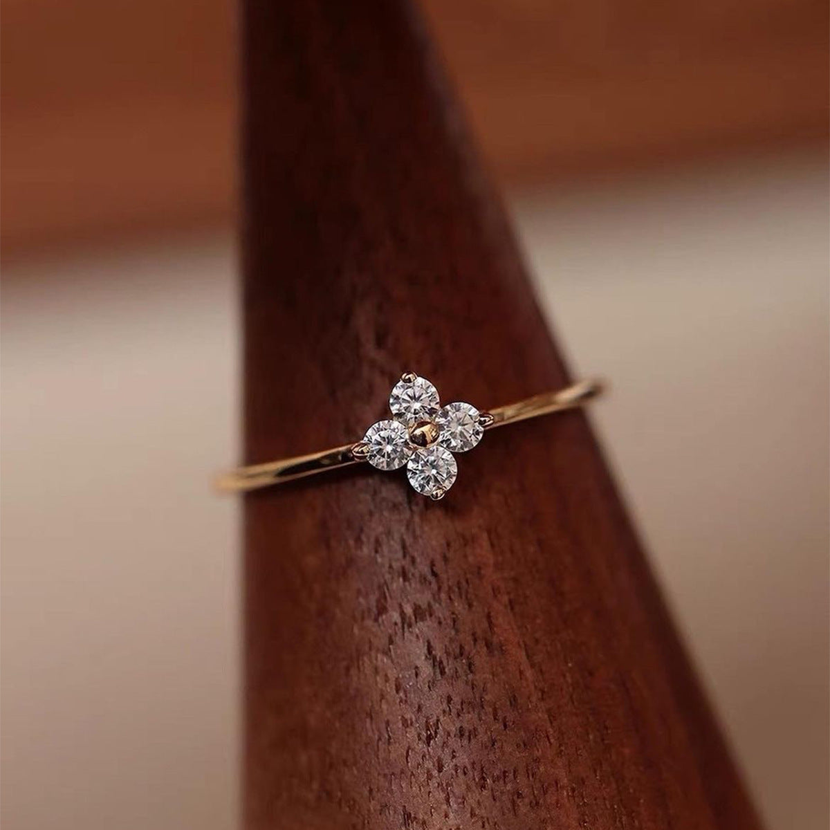 Clover Set in Gold-Plated Silver with Zirconia