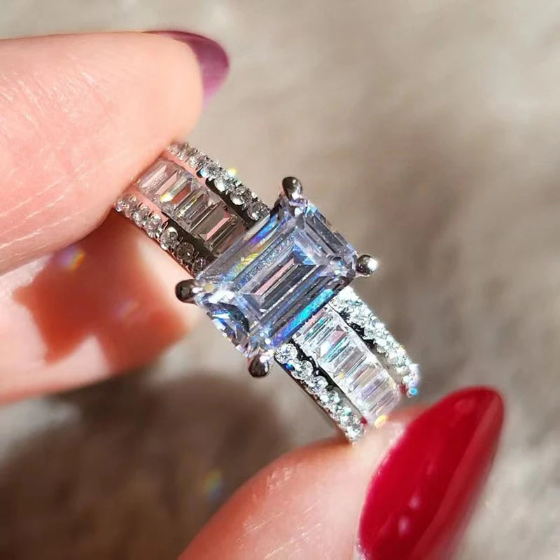 Sparkling Rectangular Zircon Ring in Luxury Silver Finish